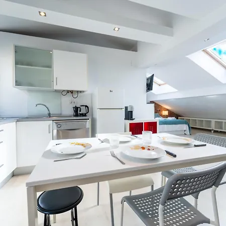 Loft En Calle Emblematica By Urbanhosting Santander Exterior photo