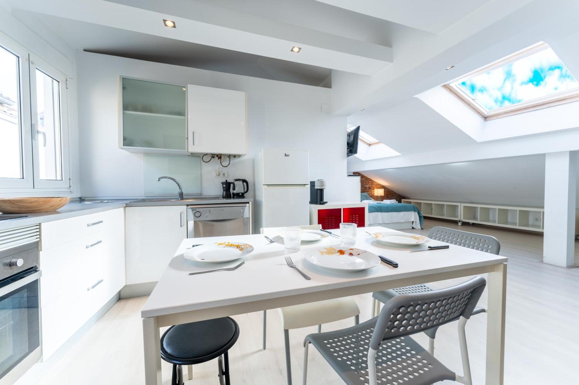 Apartment Loft En Calle Emblematica By Urbanhosting
